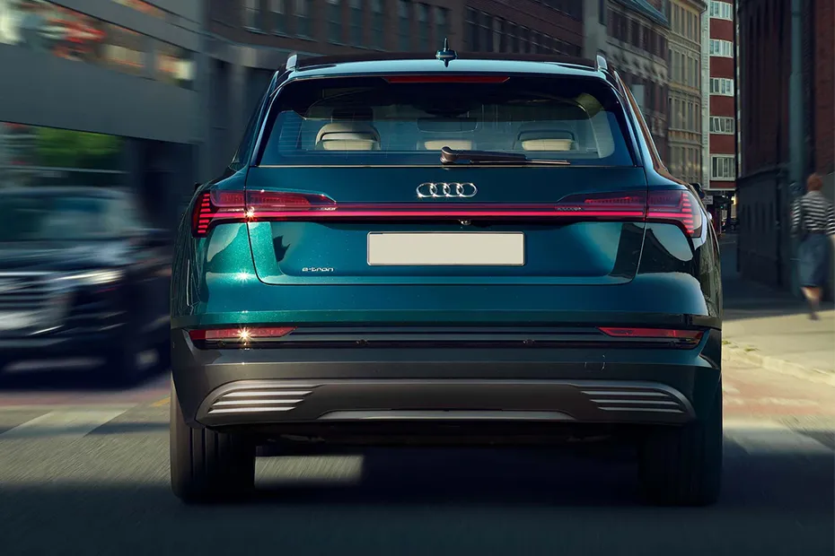 Audi e-tron Image